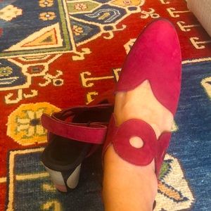New Arche, suede, size 37, burgundy. Comfortable painted 3” heals limited design